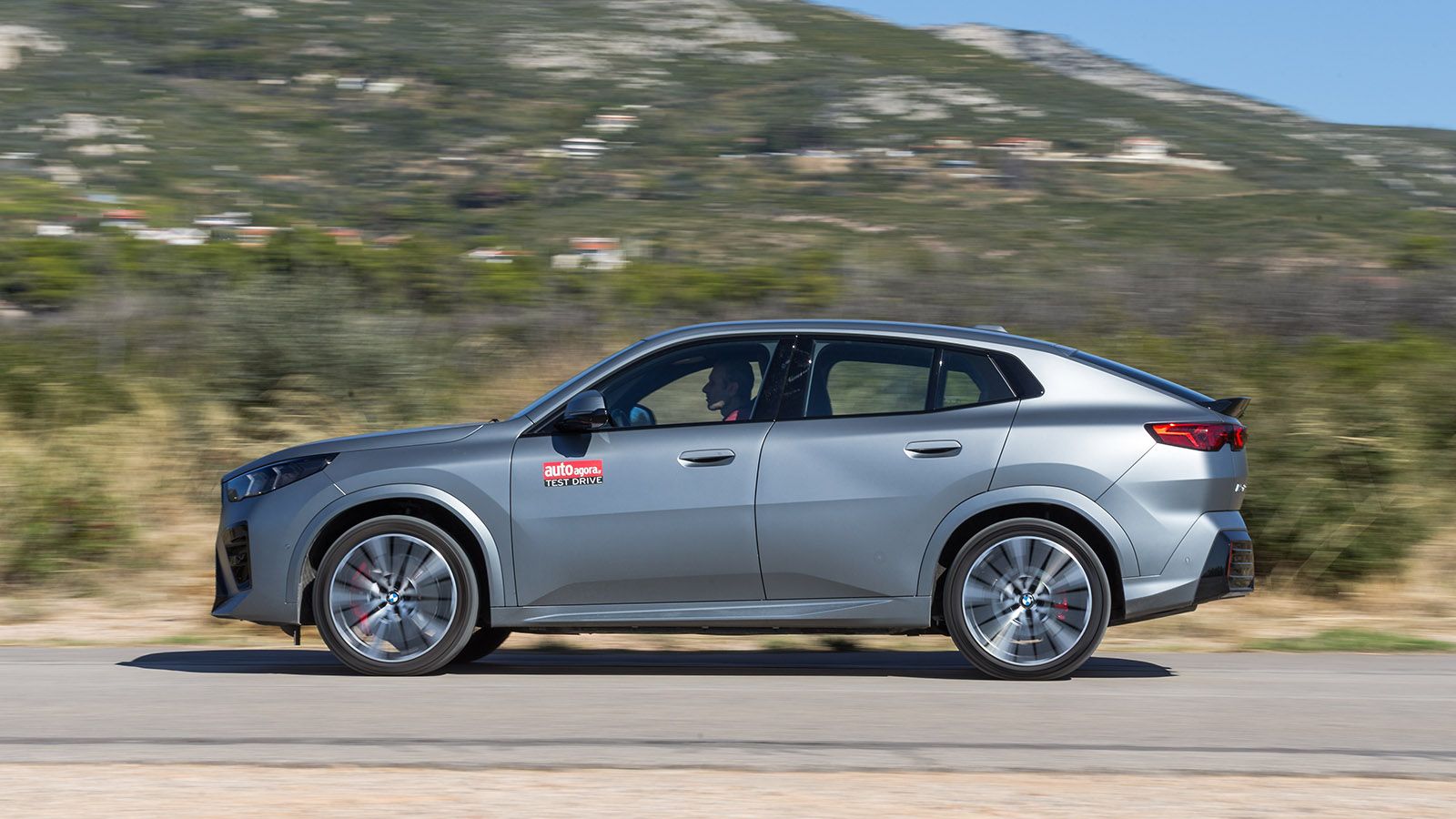 Bmw X2. Τι βαθμό παίρνει σε κατανάλωση, χώρους, επιδόσεις, εγγυήσεις.
